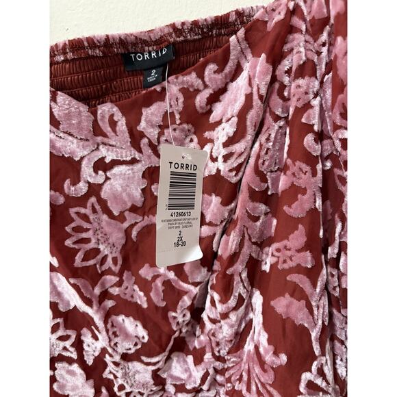 Torrid Burnout Velvet Pink Red Floral Top Square Neck Size 2X - Picture 3 of 4